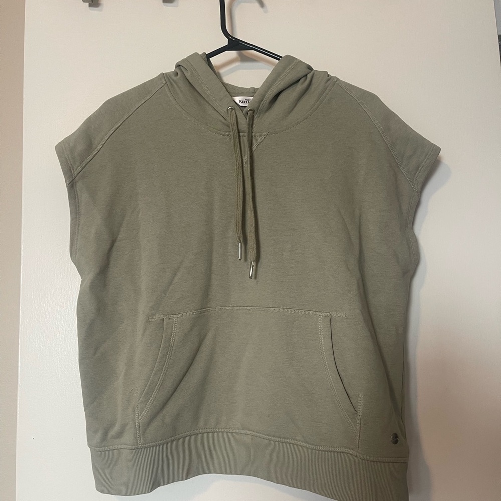 Northern Reflections Olive Sleeveless Hoodie
